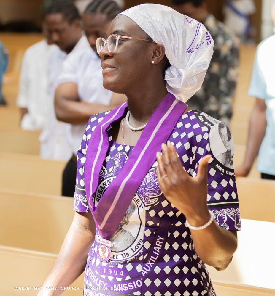 Women’s Fellowship members in worship